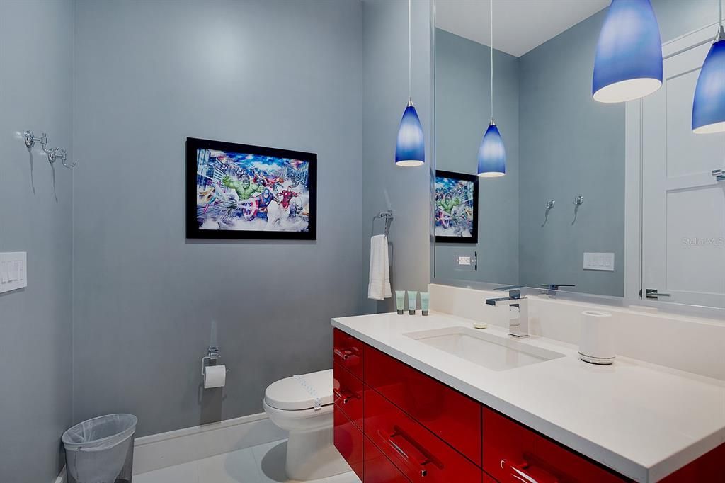 待售: $4,750,000 (9 贝兹, 9 浴室, 8151 平方英尺)