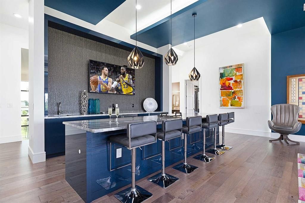 待售: $4,750,000 (9 贝兹, 9 浴室, 8151 平方英尺)