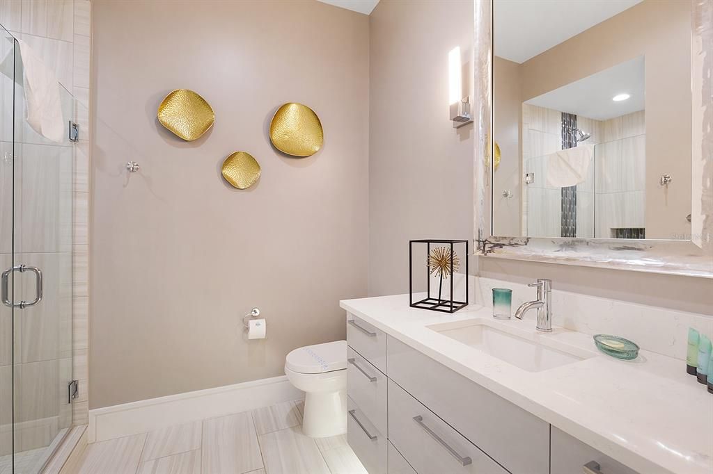 待售: $4,750,000 (9 贝兹, 9 浴室, 8151 平方英尺)