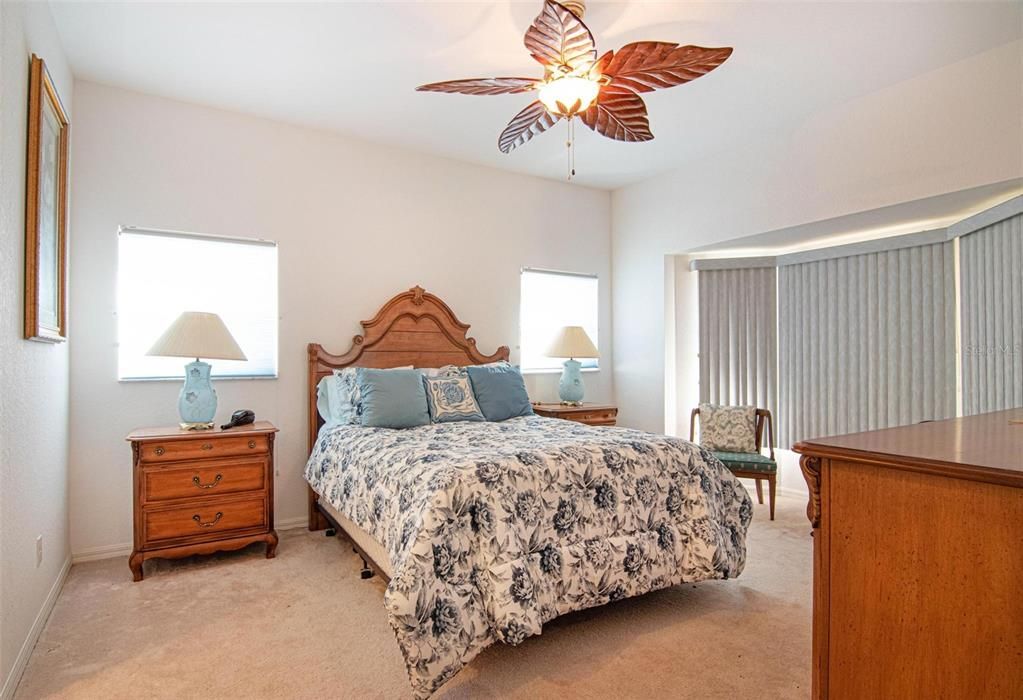 En Venta: $275,000 (3 camas, 2 baños, 1535 Pies cuadrados)