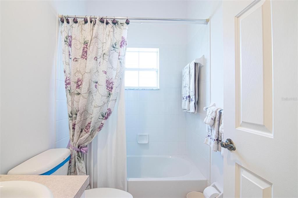 En Venta: $275,000 (3 camas, 2 baños, 1535 Pies cuadrados)