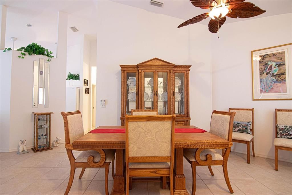 En Venta: $275,000 (3 camas, 2 baños, 1535 Pies cuadrados)