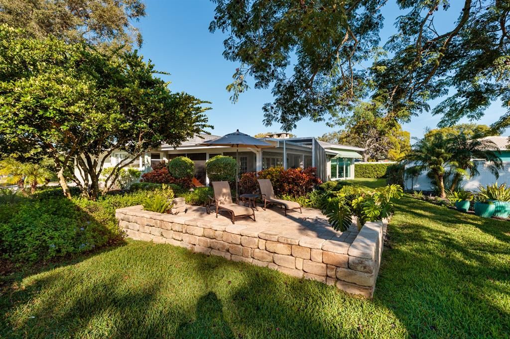 For Sale: $1,365,000 (4 beds, 3 baths, 3395 Square Feet)