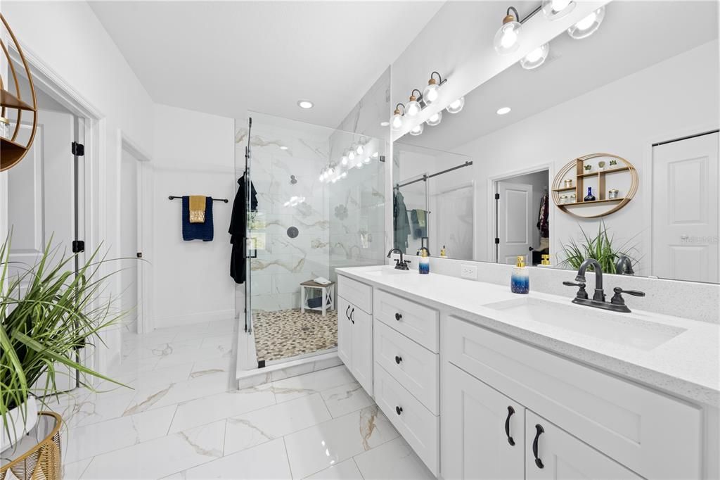 En Venta: $1,160,000 (5 camas, 5 baños, 3439 Pies cuadrados)