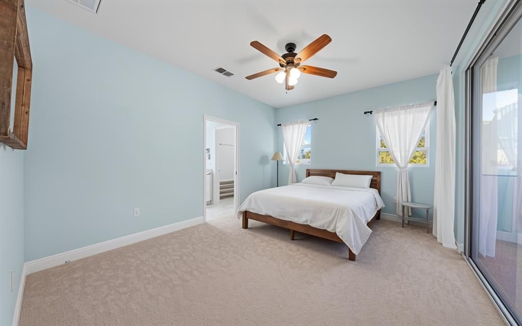 En Venta: $1,160,000 (5 camas, 5 baños, 3439 Pies cuadrados)