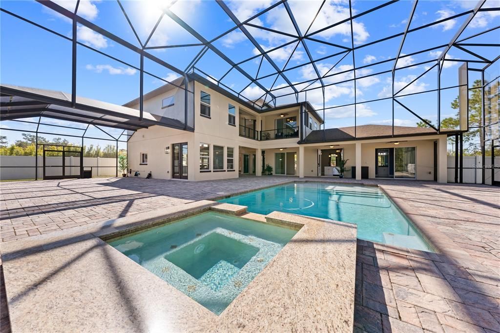 En Venta: $1,160,000 (5 camas, 5 baños, 3439 Pies cuadrados)