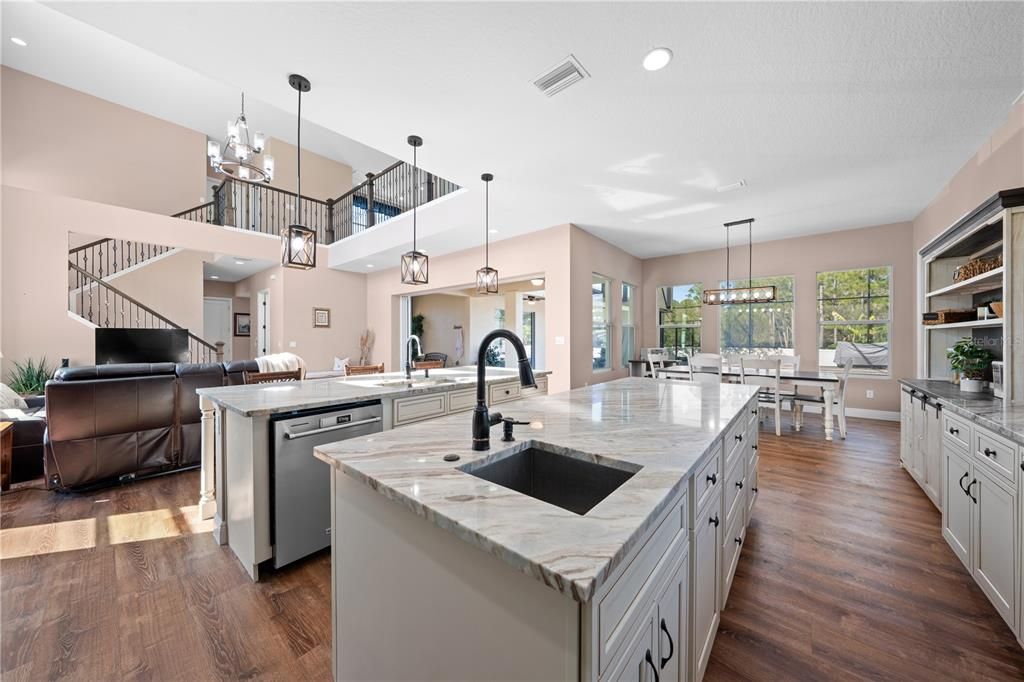 En Venta: $1,160,000 (5 camas, 5 baños, 3439 Pies cuadrados)