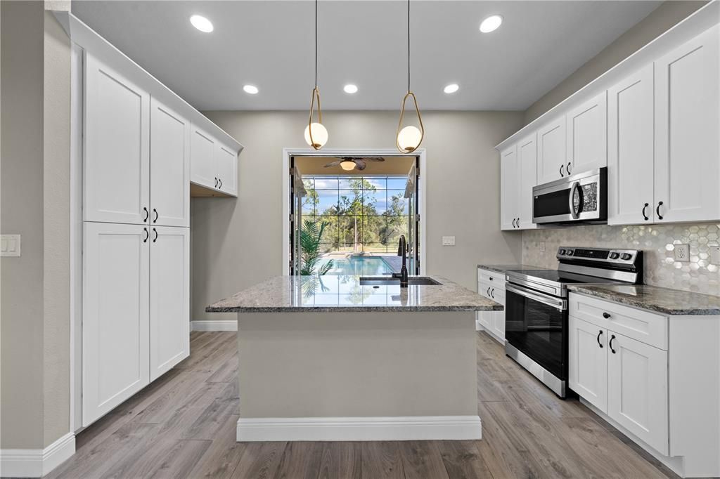 En Venta: $1,160,000 (5 camas, 5 baños, 3439 Pies cuadrados)