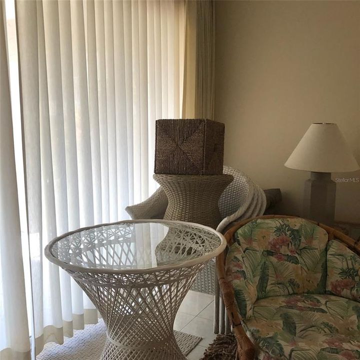 For Rent: $3,800 (2 beds, 2 baths, 1127 Square Feet)