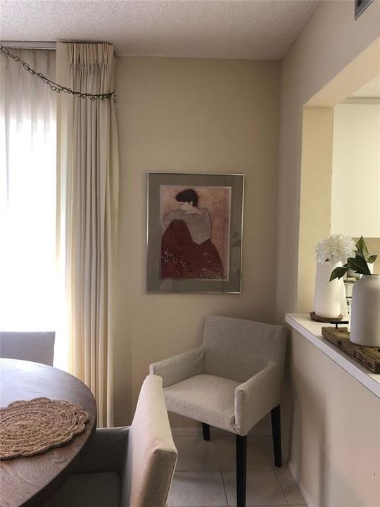 For Rent: $3,800 (2 beds, 2 baths, 1127 Square Feet)