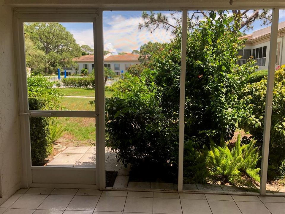 For Rent: $3,800 (2 beds, 2 baths, 1127 Square Feet)