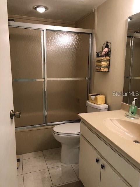 For Rent: $3,800 (2 beds, 2 baths, 1127 Square Feet)