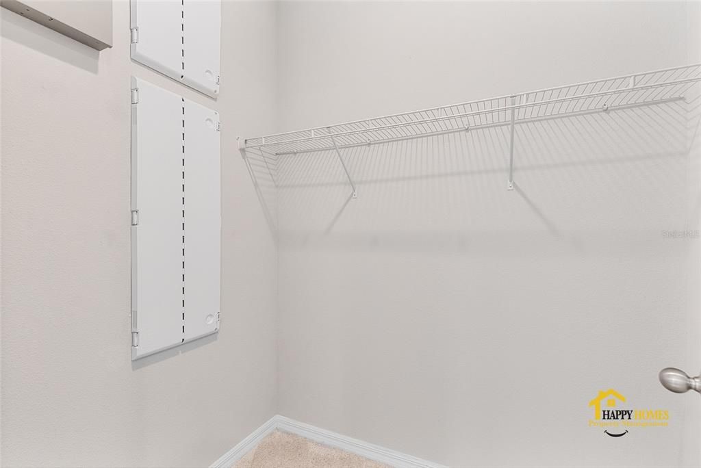 出租: $3,100 (3 贝兹, 3 浴室, 2016 平方英尺)