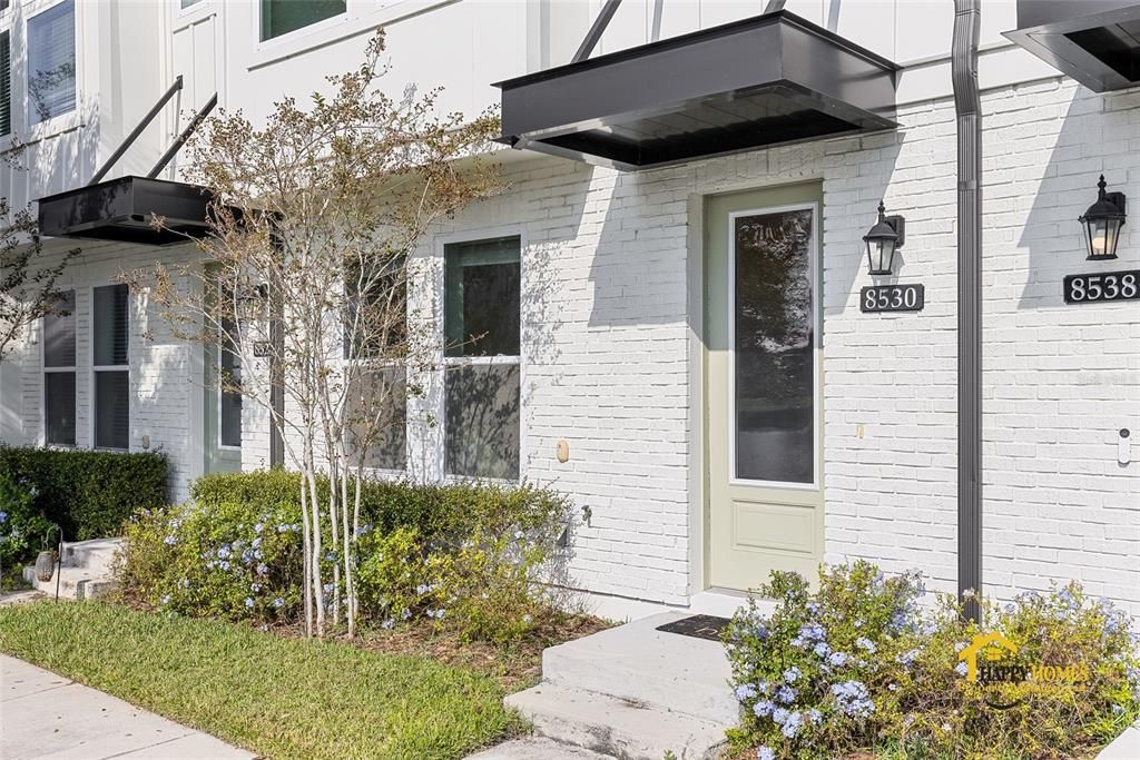 出租: $3,100 (3 贝兹, 3 浴室, 2016 平方英尺)