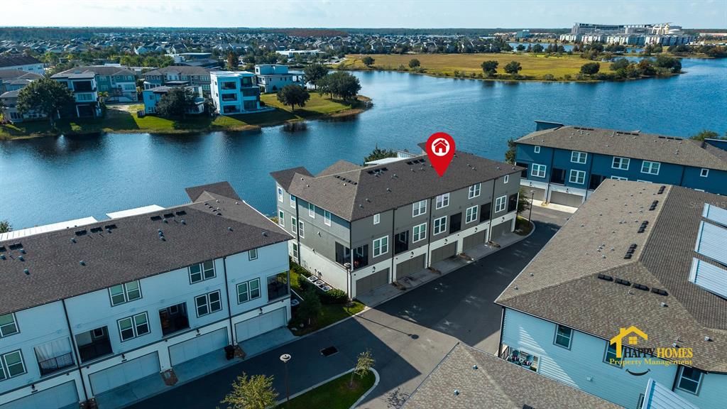 出租: $3,100 (3 贝兹, 3 浴室, 2016 平方英尺)