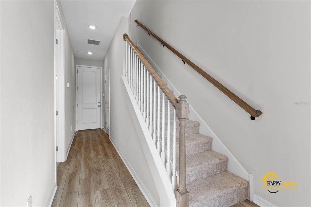 出租: $3,100 (3 贝兹, 3 浴室, 2016 平方英尺)