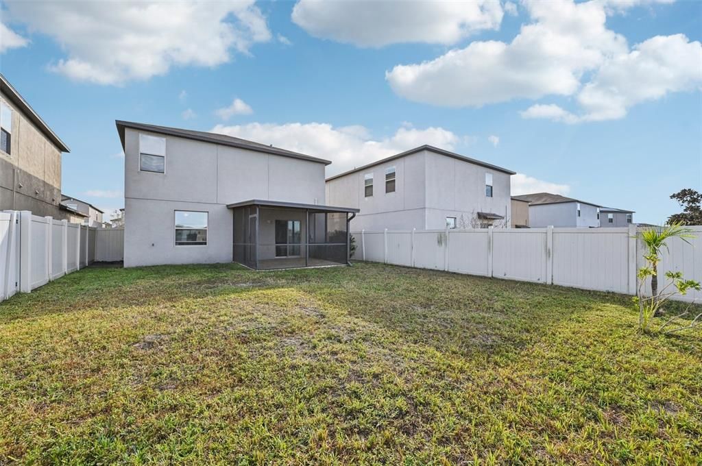 En Venta: $315,000 (4 camas, 2 baños, 1914 Pies cuadrados)