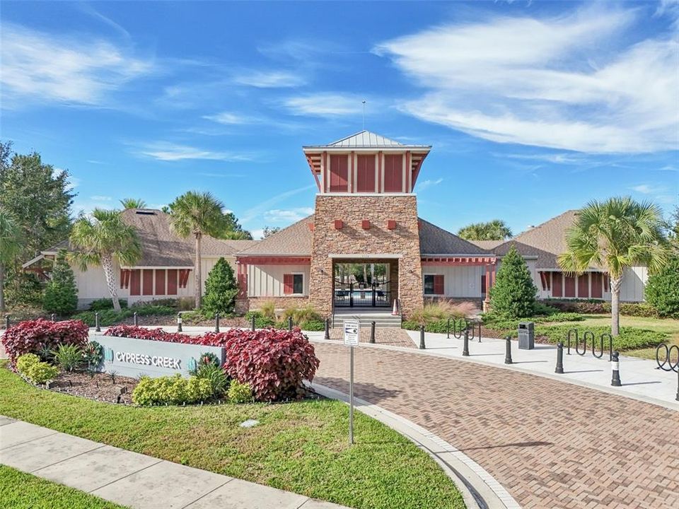 En Venta: $315,000 (4 camas, 2 baños, 1914 Pies cuadrados)