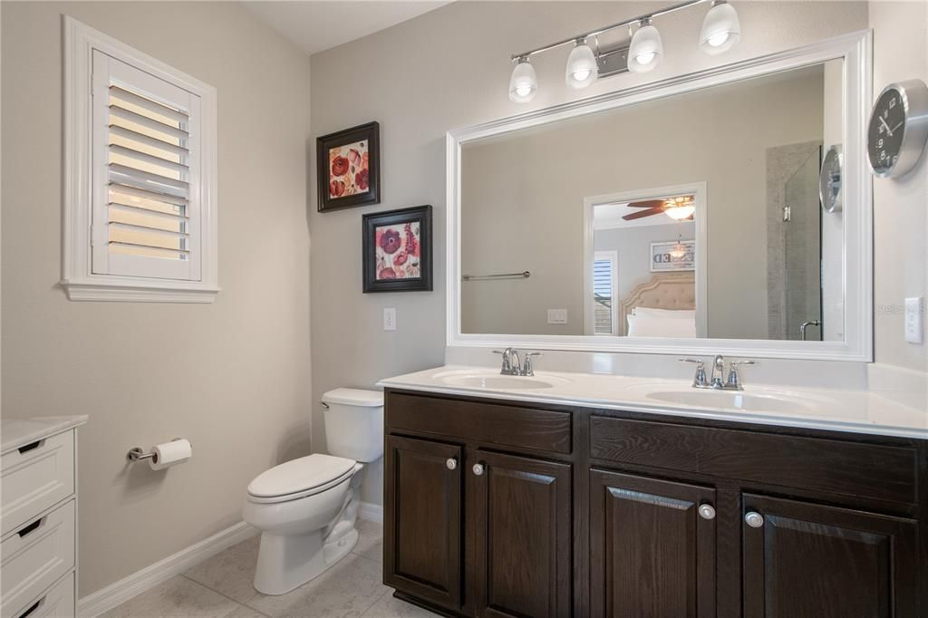 For Sale: $439,000 (3 beds, 2 baths, 1505 Square Feet)