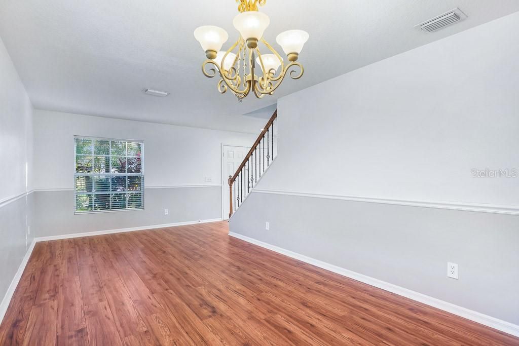 For Rent: $3,095 (4 beds, 2 baths, 2560 Square Feet)