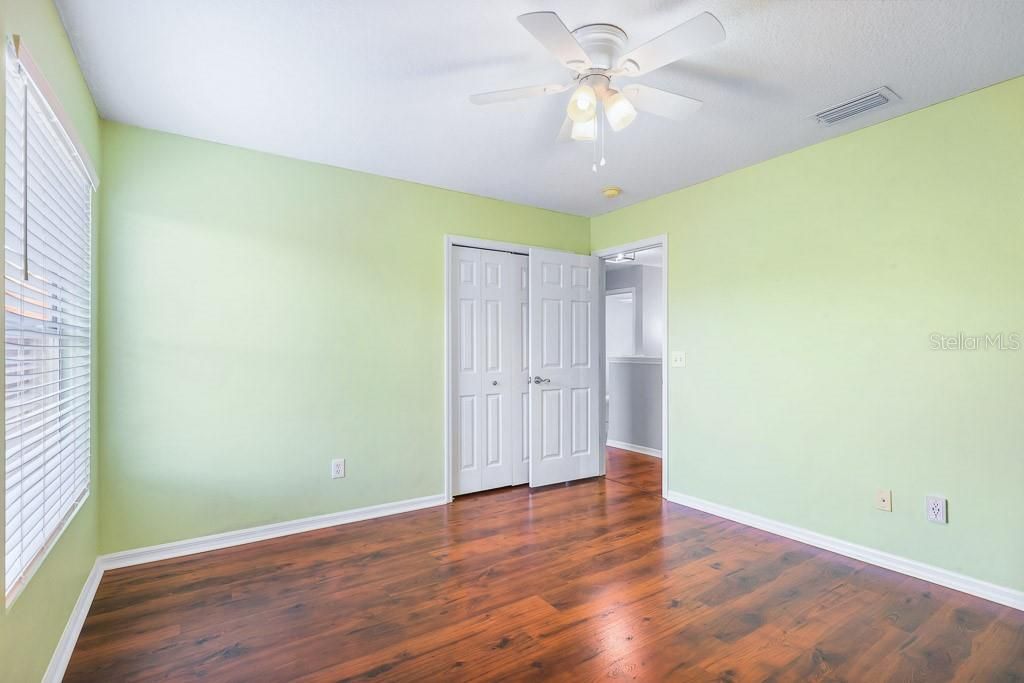 For Rent: $3,095 (4 beds, 2 baths, 2560 Square Feet)