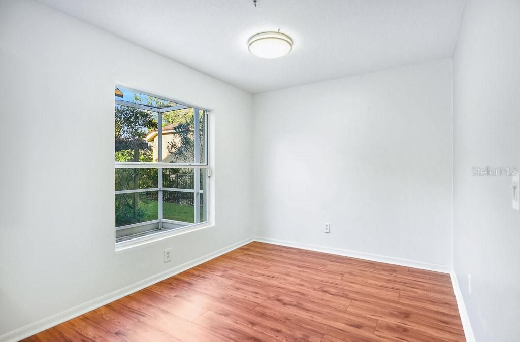 For Rent: $3,095 (4 beds, 2 baths, 2560 Square Feet)