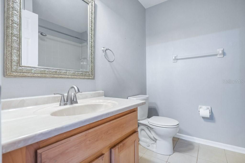 For Rent: $3,095 (4 beds, 2 baths, 2560 Square Feet)