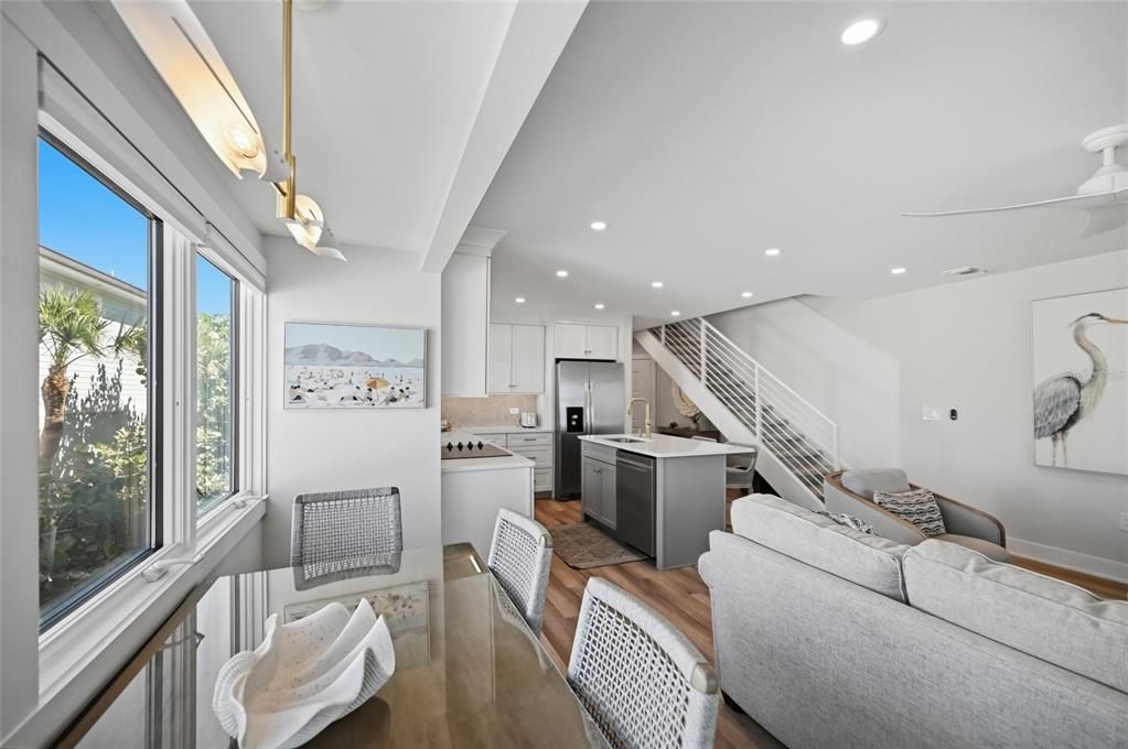 待售: $3,600,000 (3 贝兹, 3 浴室, 1475 平方英尺)