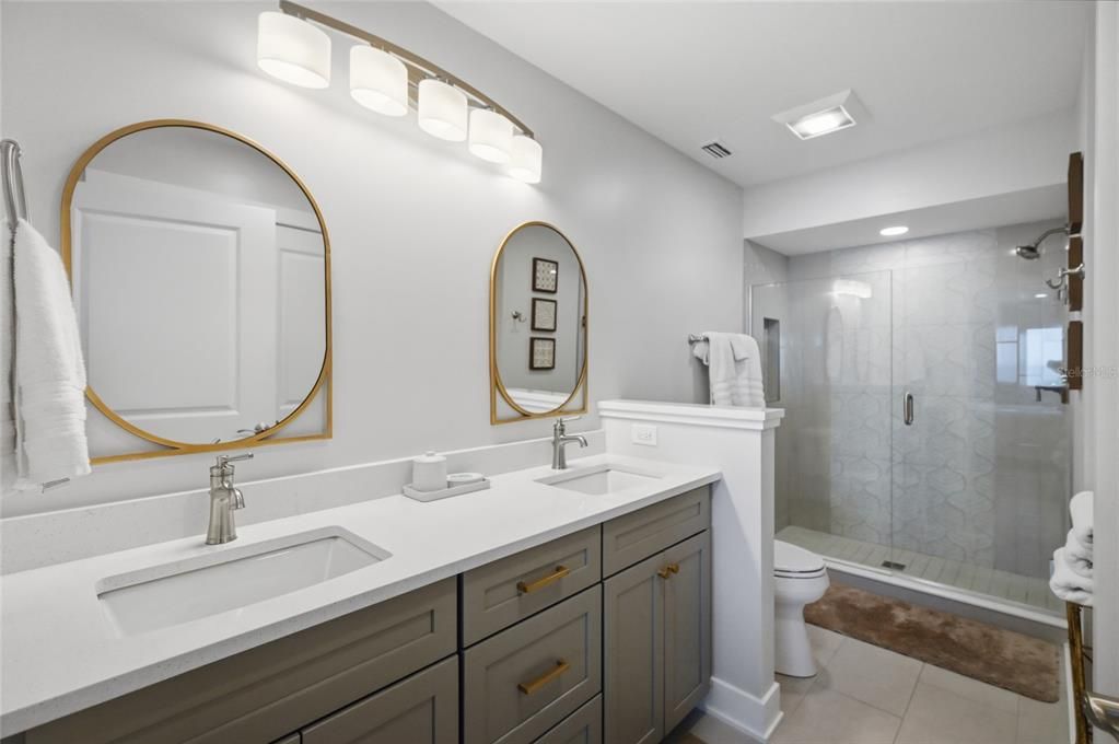 待售: $3,600,000 (3 贝兹, 3 浴室, 1475 平方英尺)