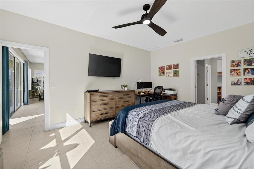 На продажу: $490,000 (3 спален, 2 ванн, 2000 Квадратных фут)