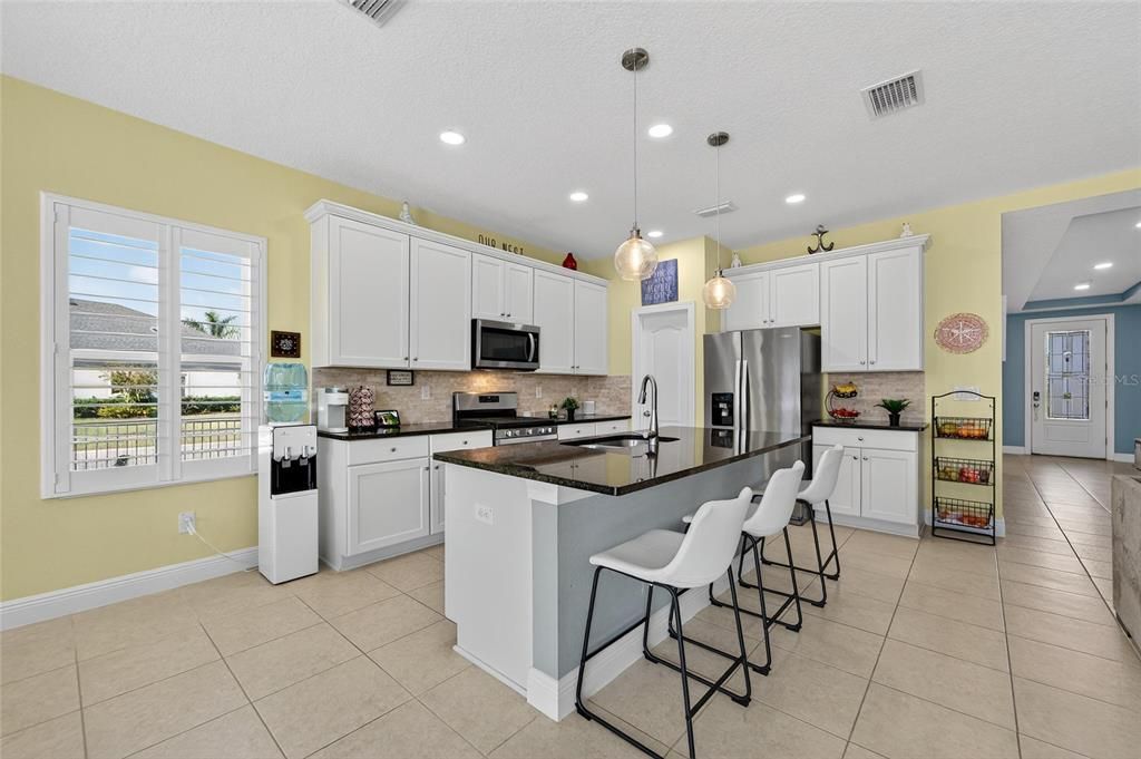 На продажу: $490,000 (3 спален, 2 ванн, 2000 Квадратных фут)