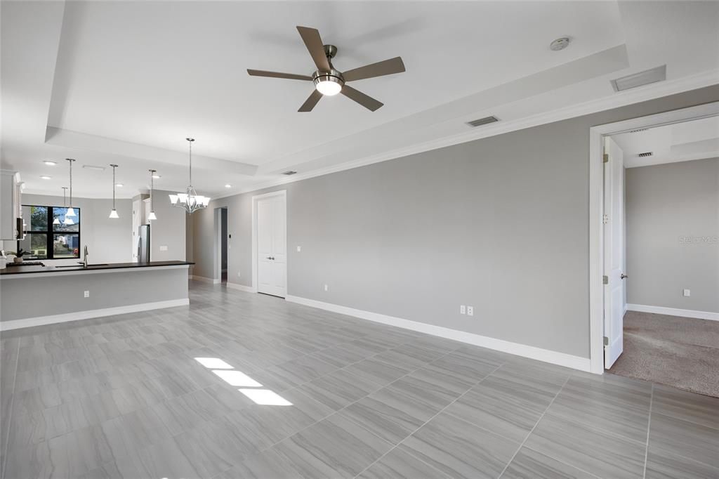 For Sale: $549,900 (2 beds, 2 baths, 1671 Square Feet)