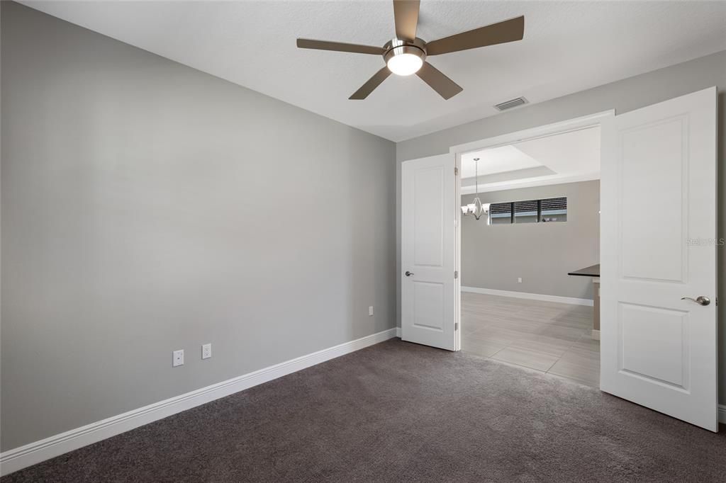 For Sale: $549,900 (2 beds, 2 baths, 1671 Square Feet)