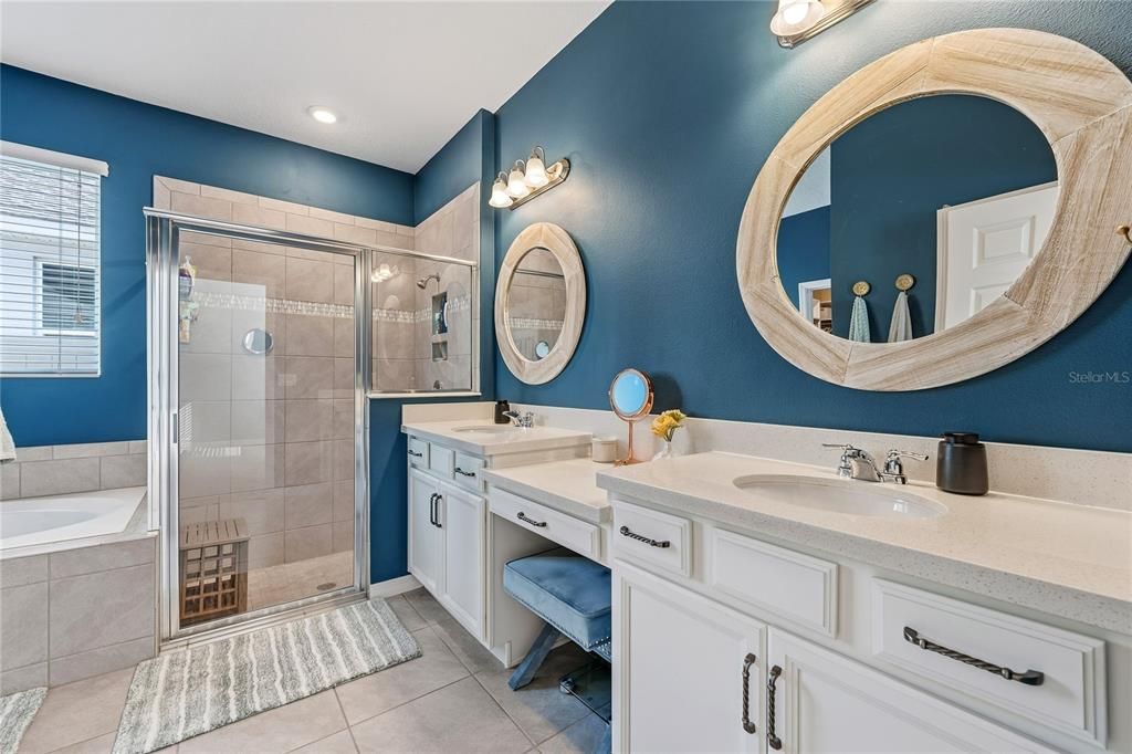 For Sale: $565,000 (4 beds, 3 baths, 2546 Square Feet)