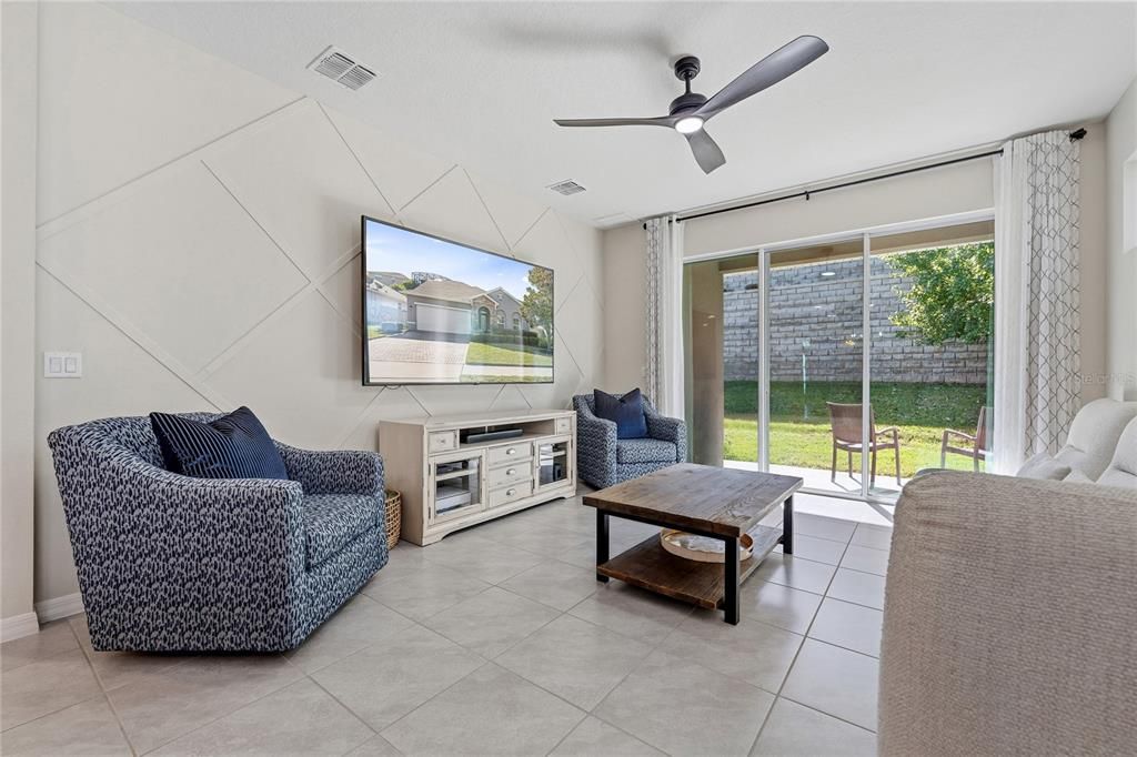 For Sale: $565,000 (4 beds, 3 baths, 2546 Square Feet)