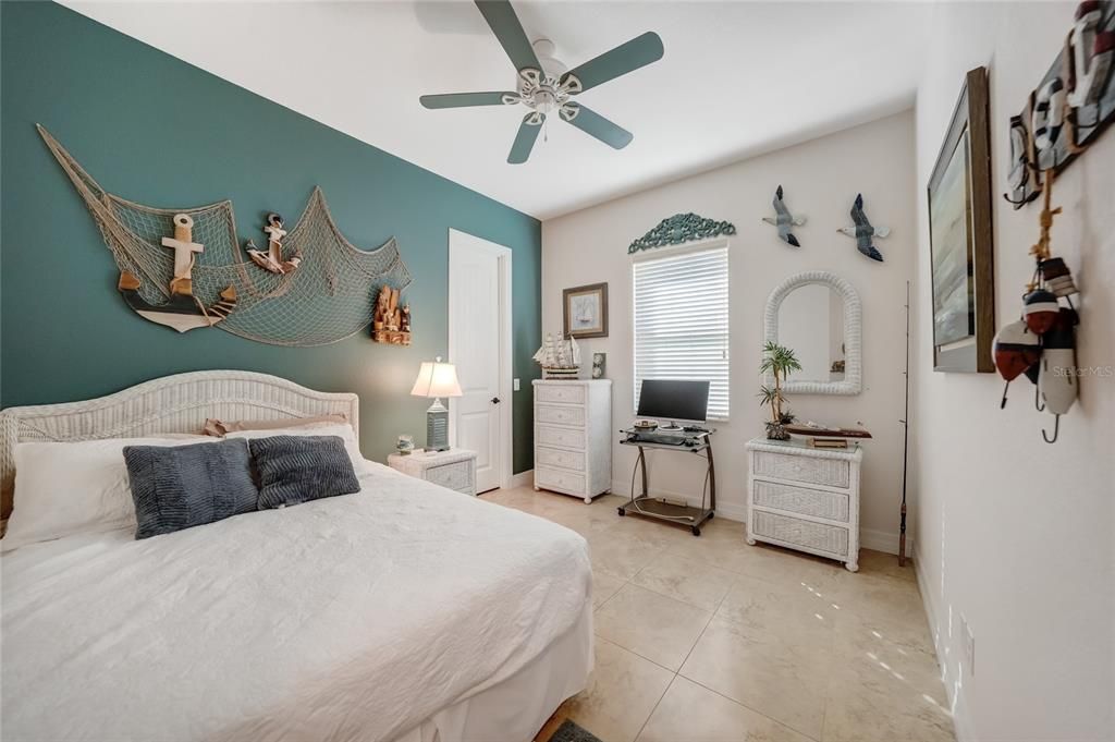 For Sale: $699,000 (3 beds, 2 baths, 2287 Square Feet)