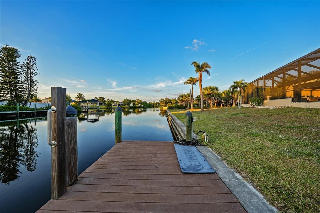 For Sale: $699,000 (3 beds, 2 baths, 2287 Square Feet)