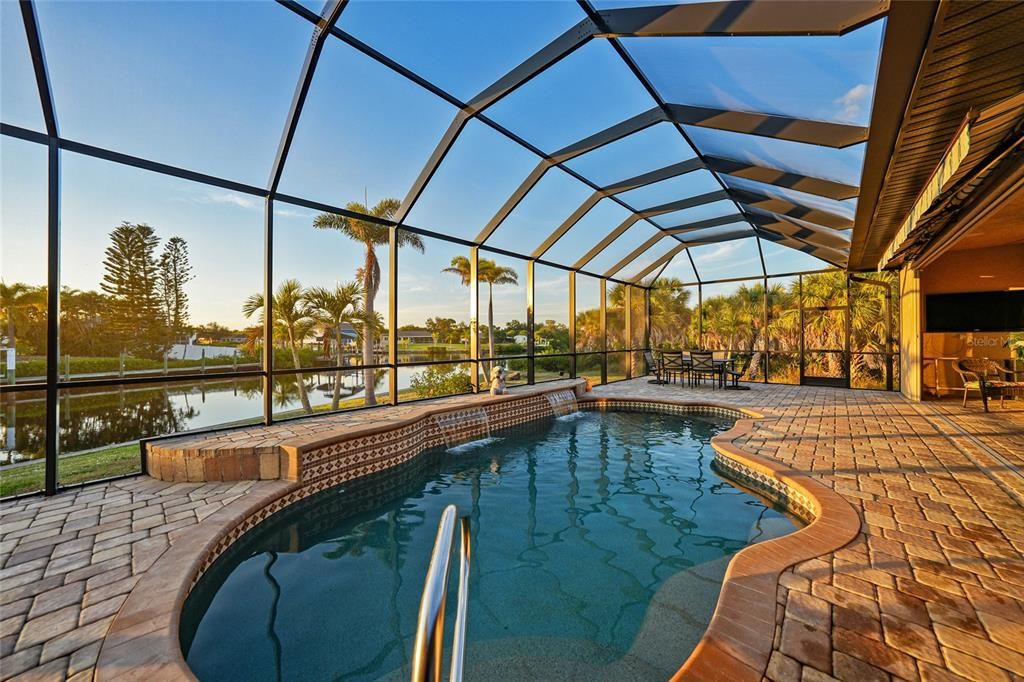 For Sale: $699,000 (3 beds, 2 baths, 2287 Square Feet)