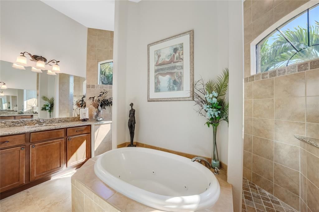 For Sale: $699,000 (3 beds, 2 baths, 2287 Square Feet)