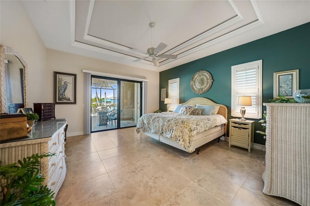 For Sale: $699,000 (3 beds, 2 baths, 2287 Square Feet)