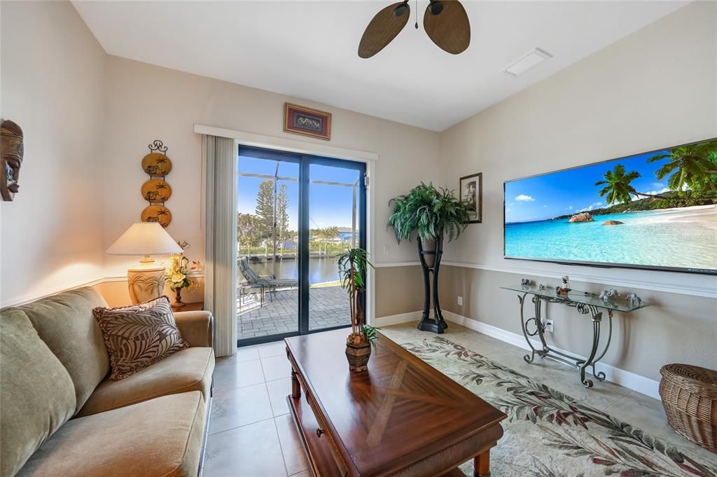 For Sale: $699,000 (3 beds, 2 baths, 2287 Square Feet)