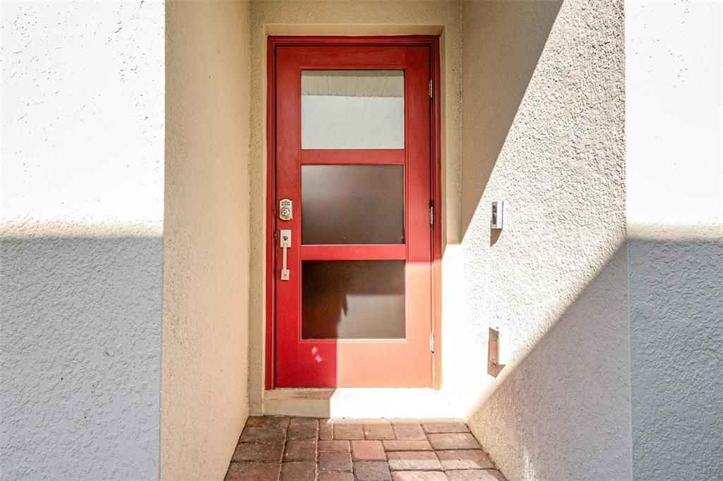 En Venta: $335,000 (2 camas, 2 baños, 1388 Pies cuadrados)