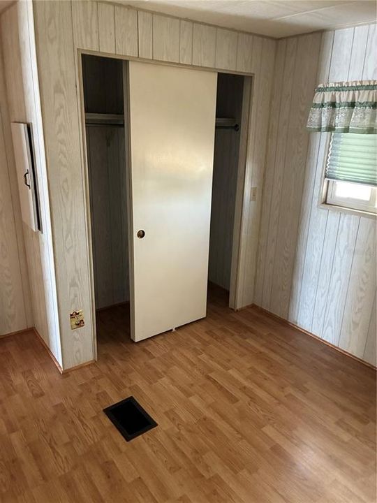 For Sale: $115,000 (2 beds, 2 baths, 768 Square Feet)