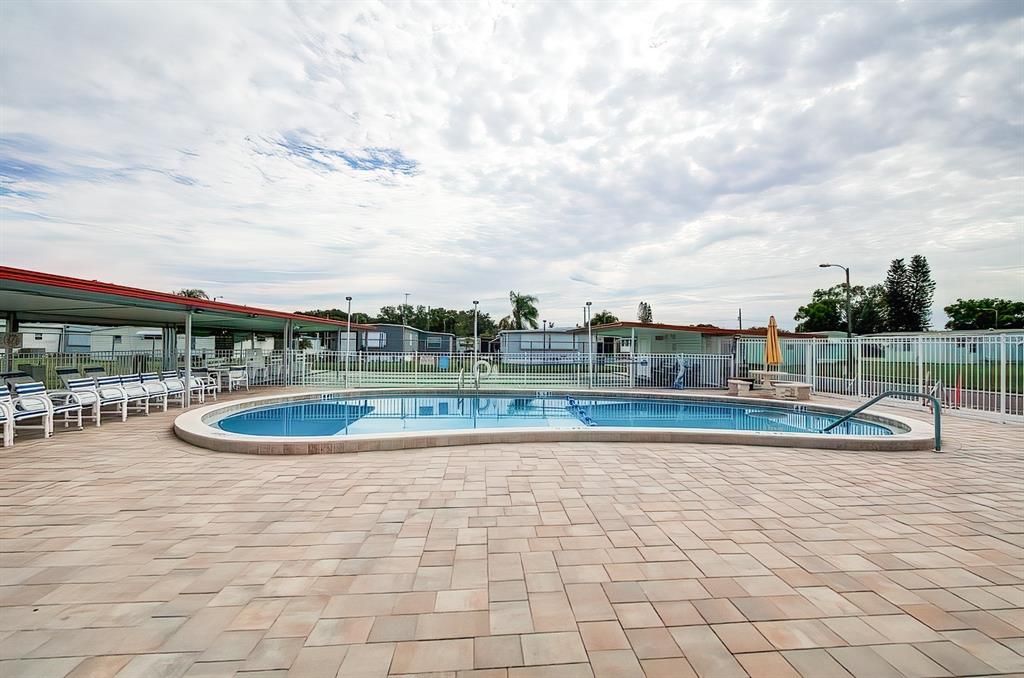 For Sale: $115,000 (2 beds, 2 baths, 768 Square Feet)