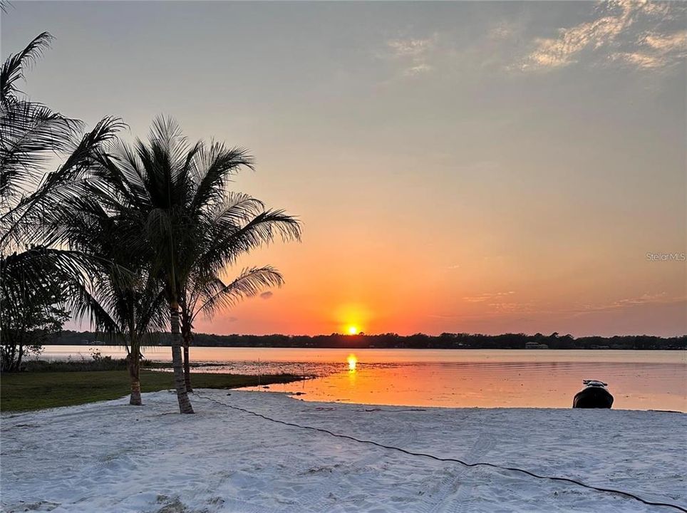 На продажу: $1,089,000 (4 спален, 2 ванн, 2536 Квадратных фут)