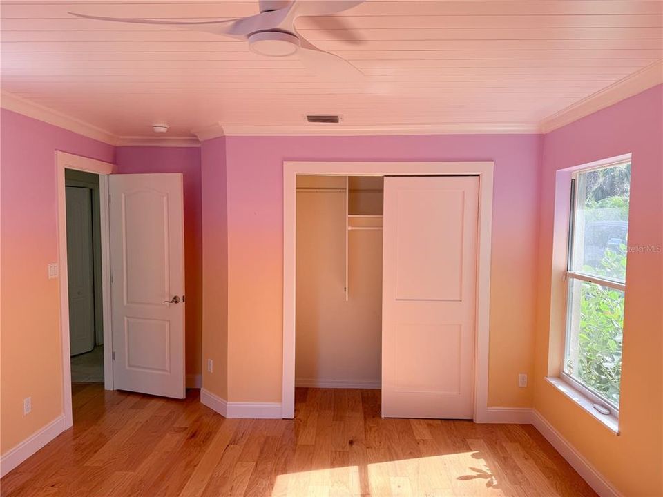 На продажу: $1,089,000 (4 спален, 2 ванн, 2536 Квадратных фут)