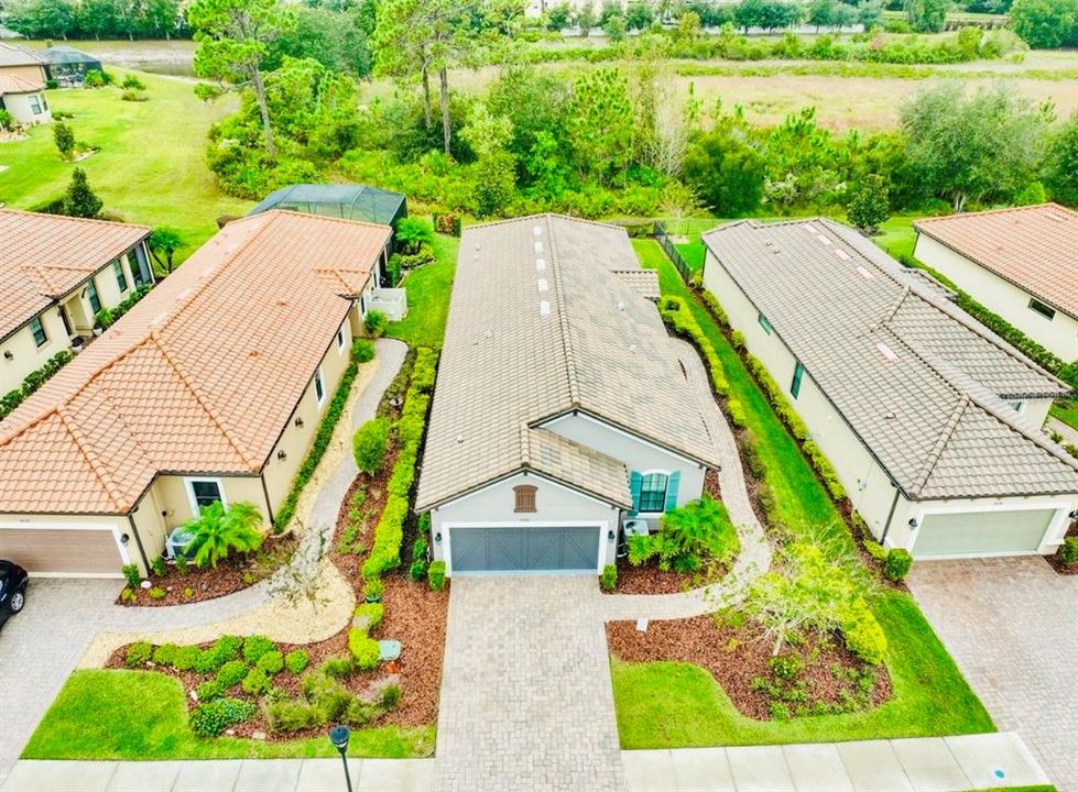 En Venta: $525,000 (3 camas, 2 baños, 1956 Pies cuadrados)