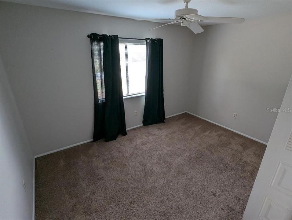 For Sale: $193,500 (2 beds, 1 baths, 904 Square Feet)