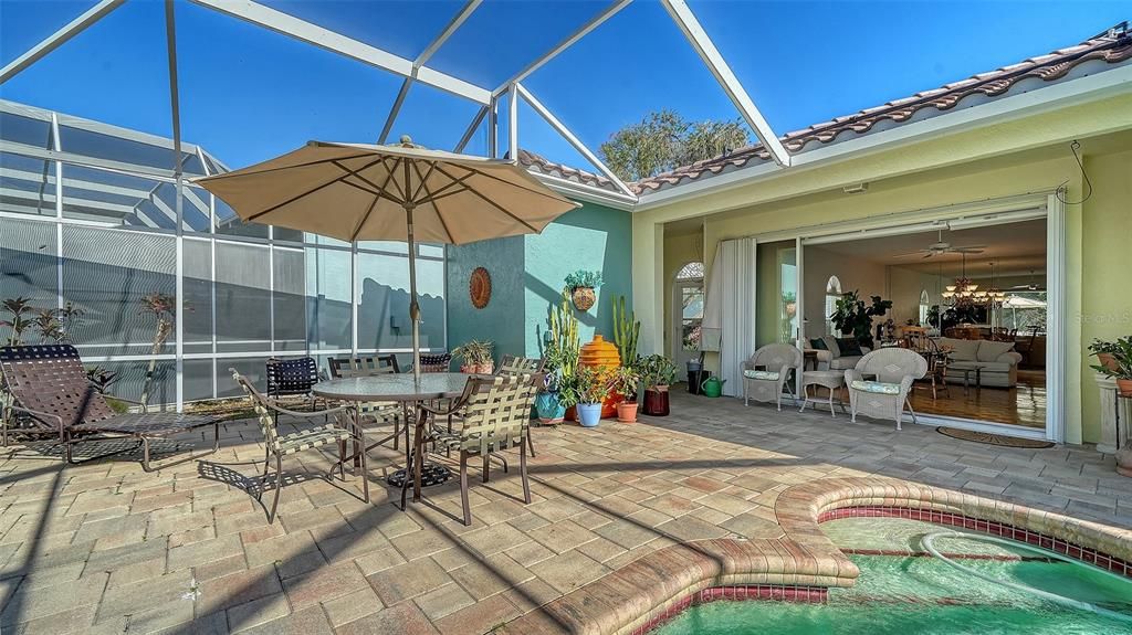 На продажу: $549,000 (2 спален, 2 ванн, 1868 Квадратных фут)