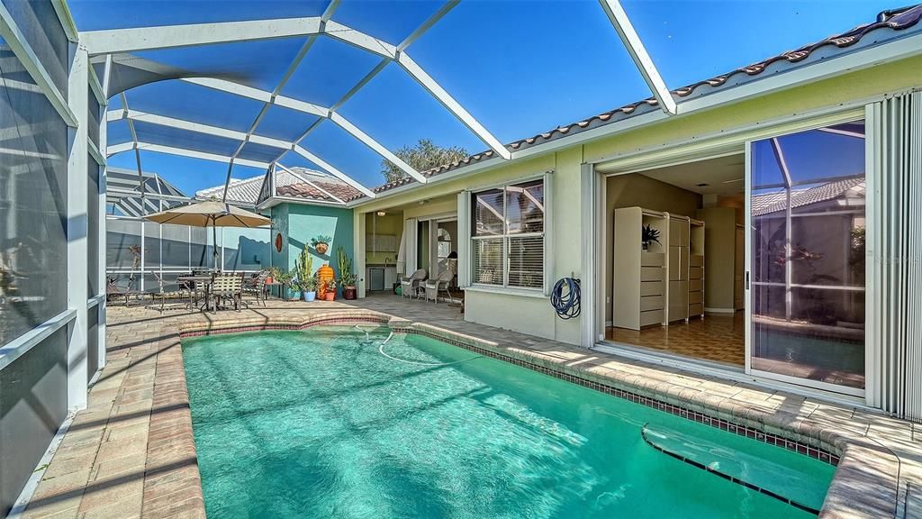 На продажу: $549,000 (2 спален, 2 ванн, 1868 Квадратных фут)